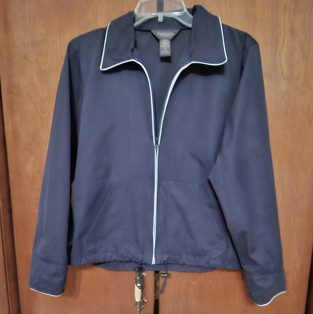 Van Heusen Women's Windbreaker-  Medium